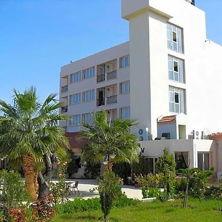 Mountain View Ξενοδοχείο Κερύνεια